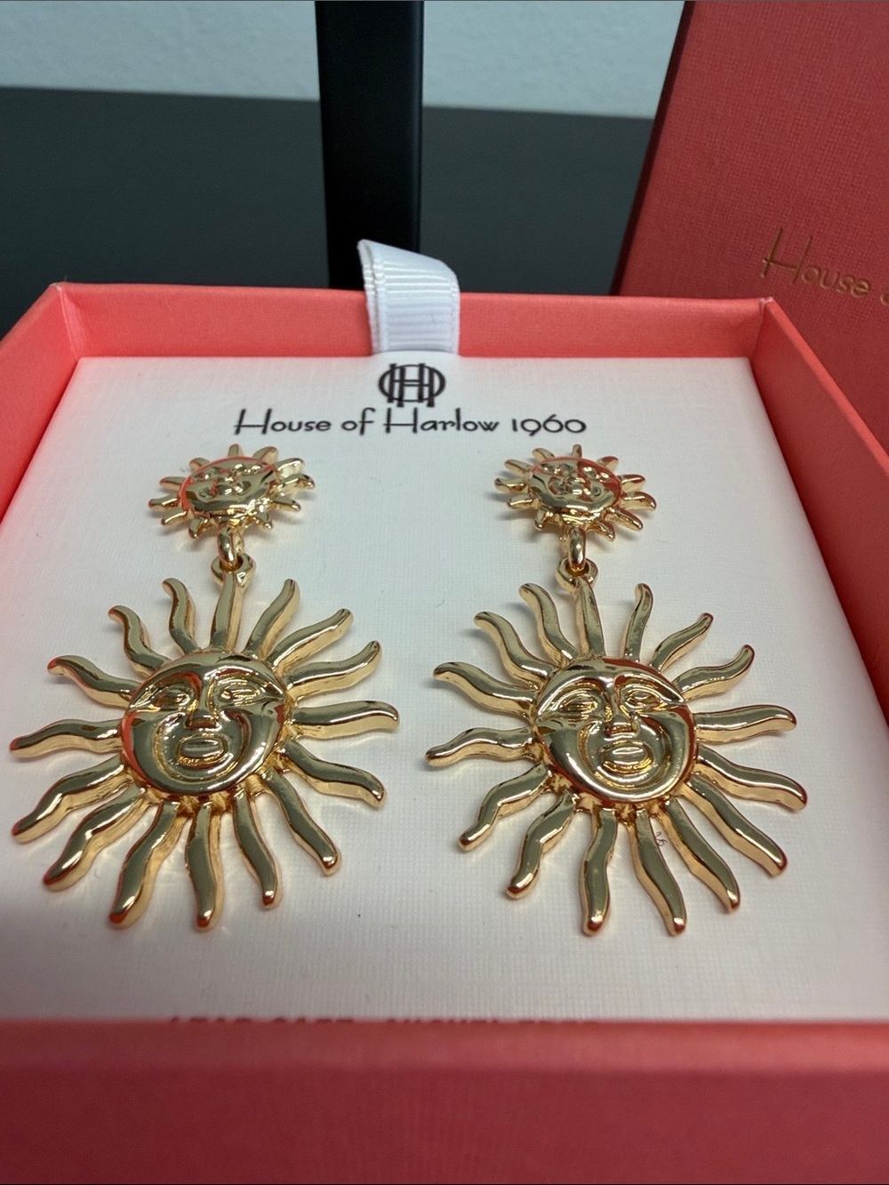 House of Harlow 1960 | Gold Tone Double Sun Drop Celestial Statement Earrings 🌞 - Picture 6 of 9